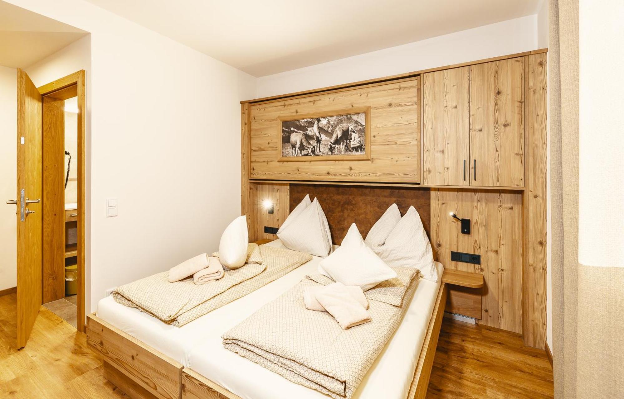 Lindlinghof Aparthotel Saalbach-Hinterglemm Szoba fotó